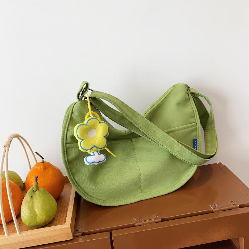 

Женская однотонная сумка-кроссбоди на молнии в виде пельменя, для отдыха, наплечные сумки с наклонным ремешком и регулируемым ремешком с цветочным кулоном One Size зелёный