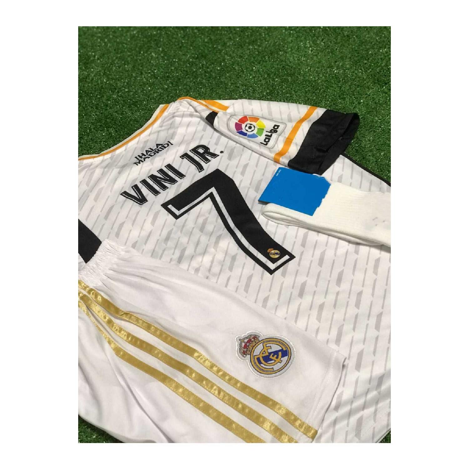 

Новый сезон 2023/24, детские трикотажные шорты Vini Jr, комплект из 3 носков