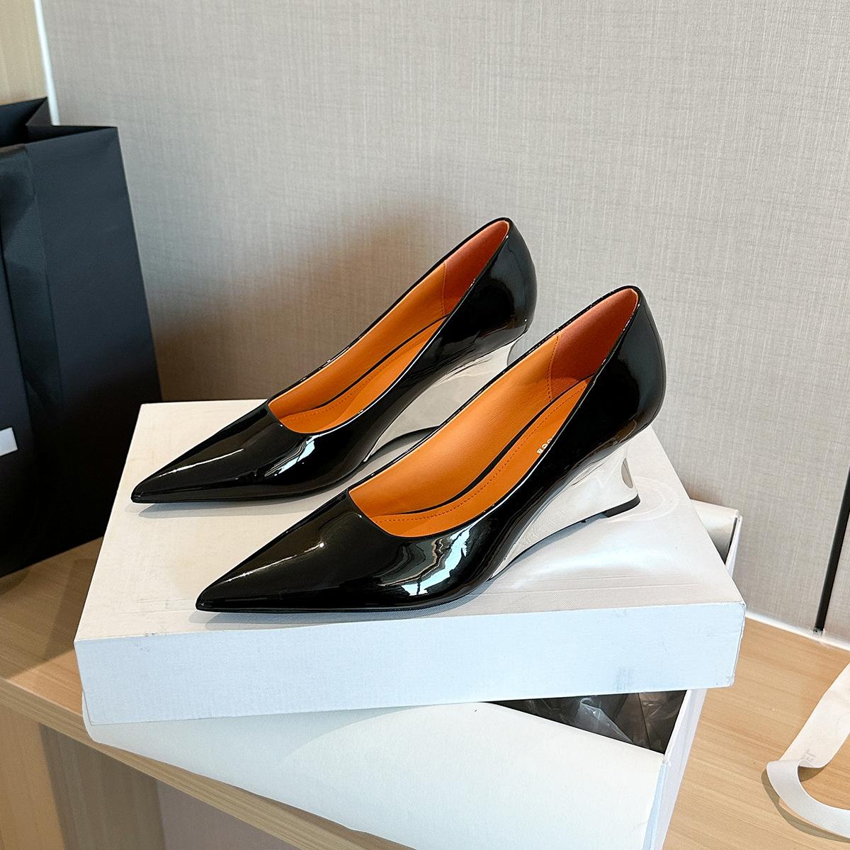 

363-5 Niche design French pointed wedge heels single shoes autumn new red sexy banquet high heels single shoes 35 чёрный