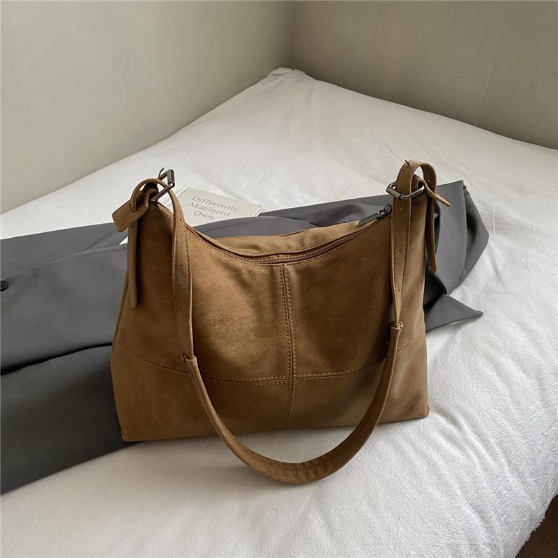 PU Shoulder Bag Women Fashion Hobo Bag With Minimalist Design Soft Texture Handbag Everyday Use