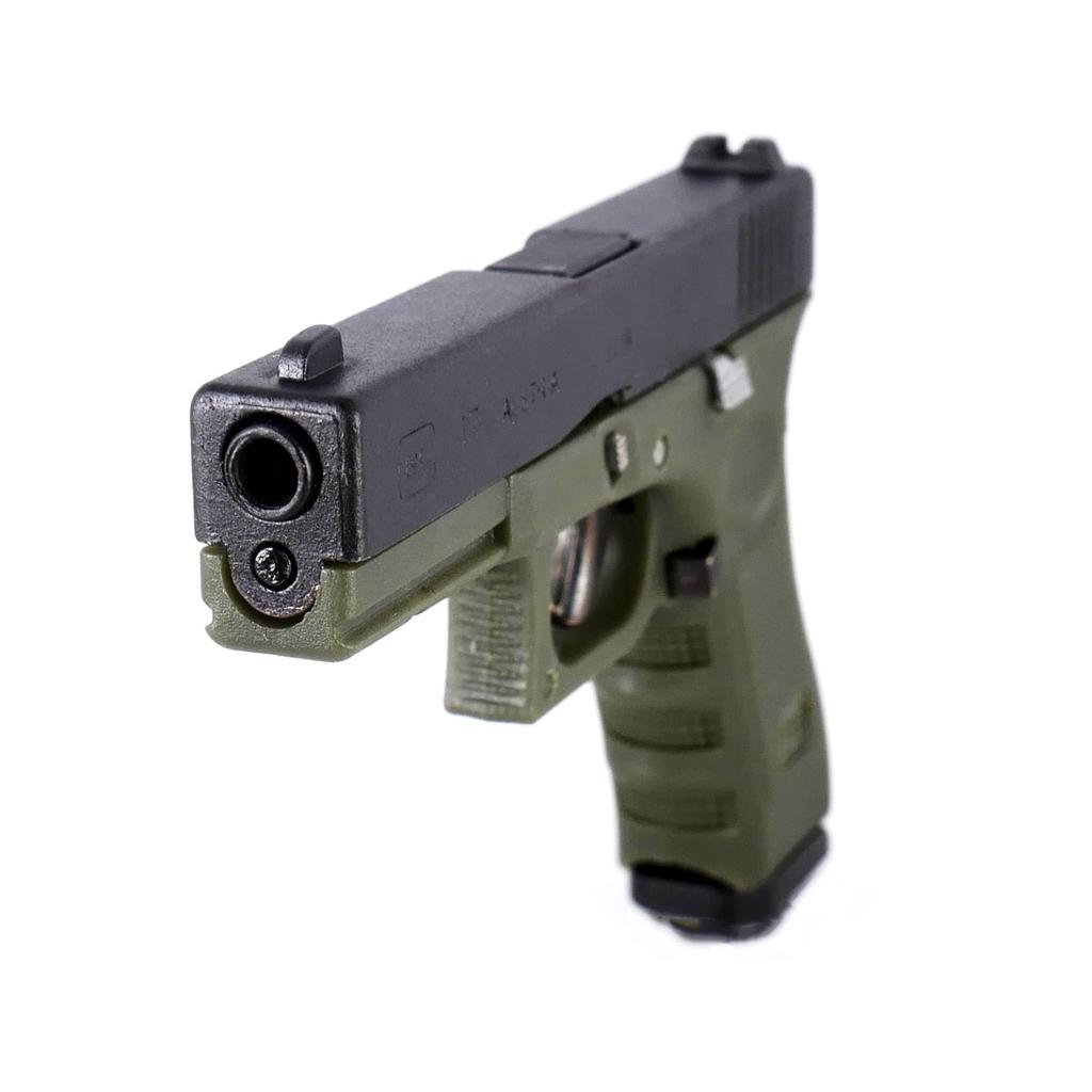 [Azalea Co., Ltd.] HITCALL Glock 17 Super Precision 1/3 Typ výfuku Zliatinová kľúčenka Kovový záver Mini model zbrane Špeciálne puzdro na zbraň (kaki)
