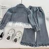 Dziewczęcy zestaw dżinsowej kurtki z koronką w stylu koreańskim i dżinsów micro flare na jesień 2025