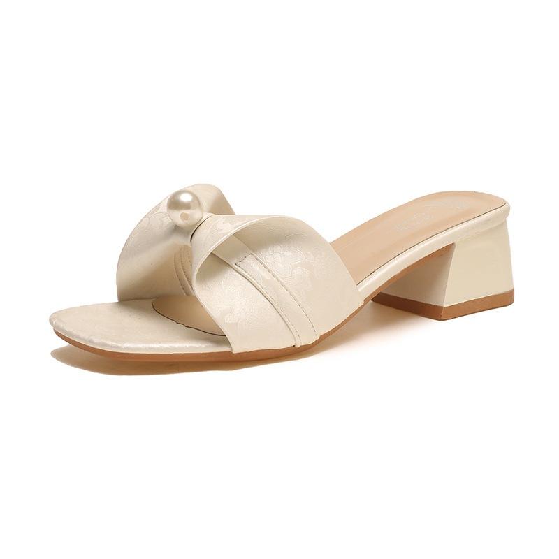 French Square Head Sandals Women's 2025 New Fashion National Style Medium Heel Thick Heel Half Drag Bow One Word Drag Outside Wear