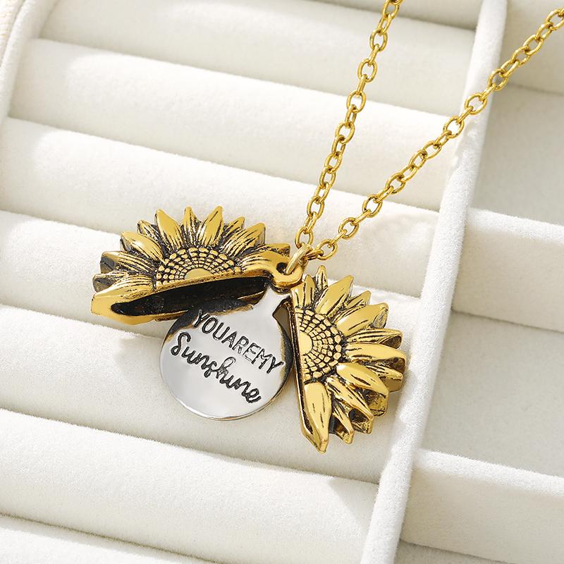 You Are My Sunshine Otevřený medailon Slunečnicový přívěsek Náhrdelník Boho Jewelry Dárky pro nejlepší přátelství Bff Letter Necklace Collier