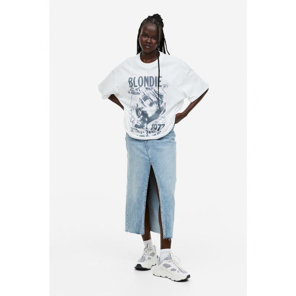 

Футболка HM Oversized с принтом, белая Blondie 1162785021