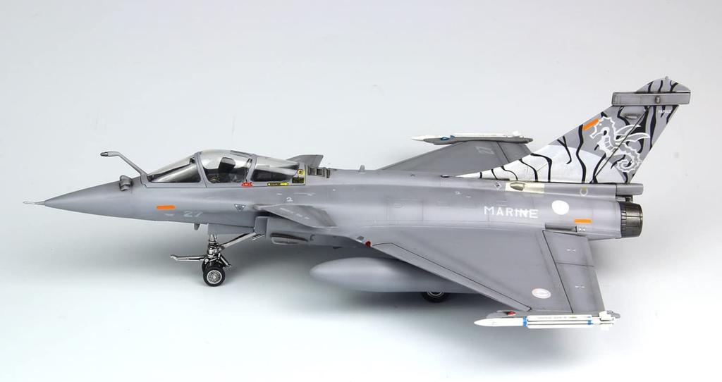 Platz/Italeri 1/72 French Navy Carrier-Based Fighter Rafale M Tiger Meet 2014 Plastic Model TPA-8