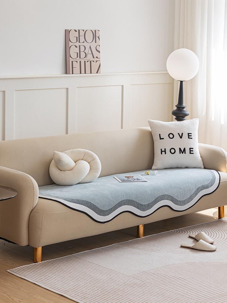 Cream Snow Neil Special-Shaped Sofa Cover, Simple Four-Season Universal Non-Slip Sofa Cushion, Light Luxury Anti-Cat Scratch Cover