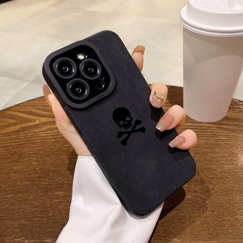 

Fashion Matte Black Skull Phone Case for iPhone 17 16 15 14 13 12 11 Pro Max 17 Air X XR XS 16E Plus Faux Leather Cover iPhone 16e