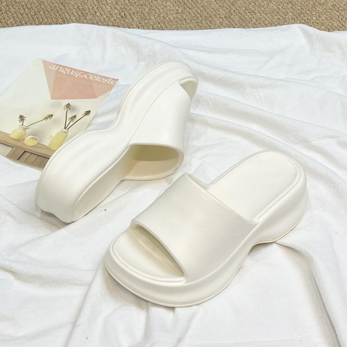 

Thick-soled slippers women s summer wear new summer cool slippers beach beach going out 36/37 (recommended 34/35 feet)