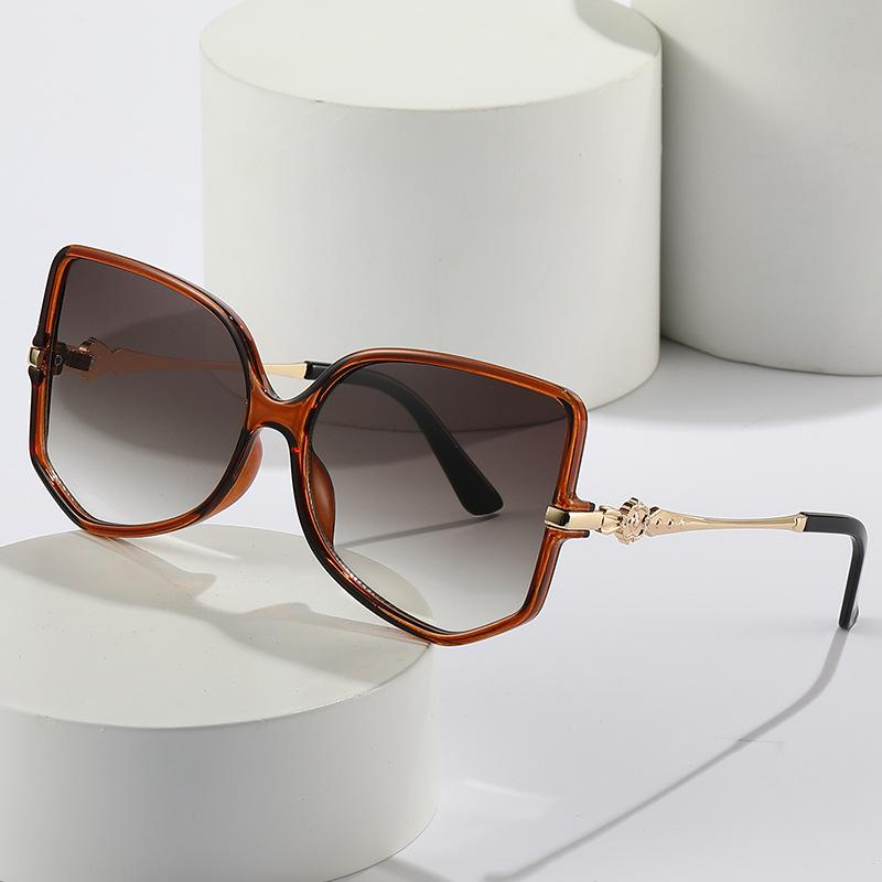 2022 Summer New Internet Celebrity Sunglasses Women Street Shooting Tide Seaside Sunglasses Uv Protection Personalized Fashion Sunglasses Women