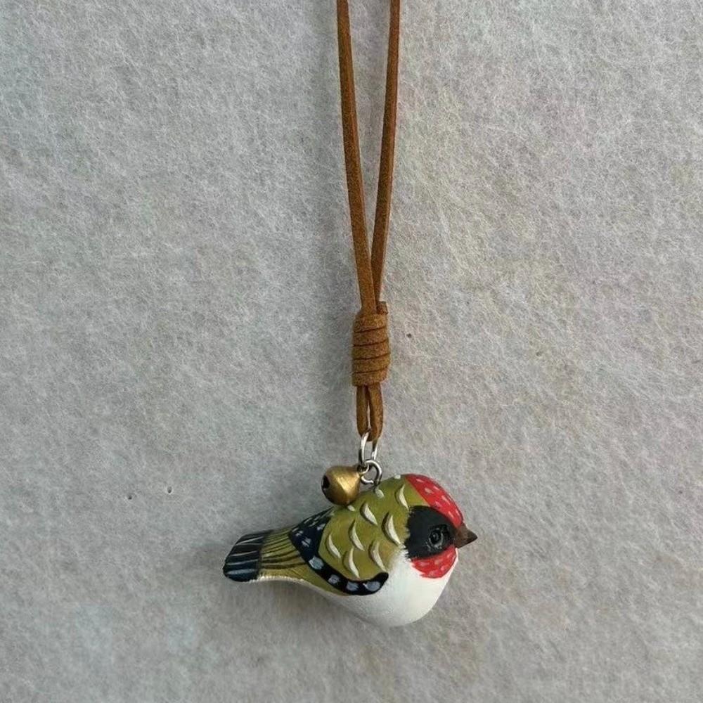 Cartoon Wood Carving Keychain Sparrow Brids Key Ring Unique Wooden Bird Pendant  Bag Hanging