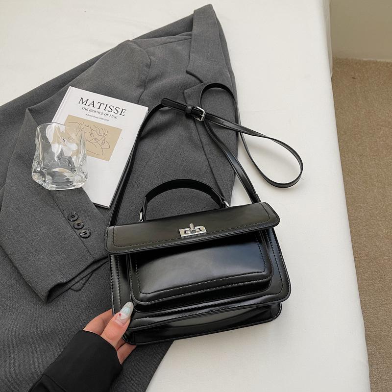 Small Bag Women's Fashion Versatile New Shoulder Messenger Bag Retro Niche Small Square Bag