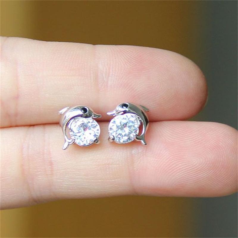 Small Animal Dolphin CZ Crystal Stud Earrings for Women Simple Retro Temperament Fashion Sweet Personality Jewelry