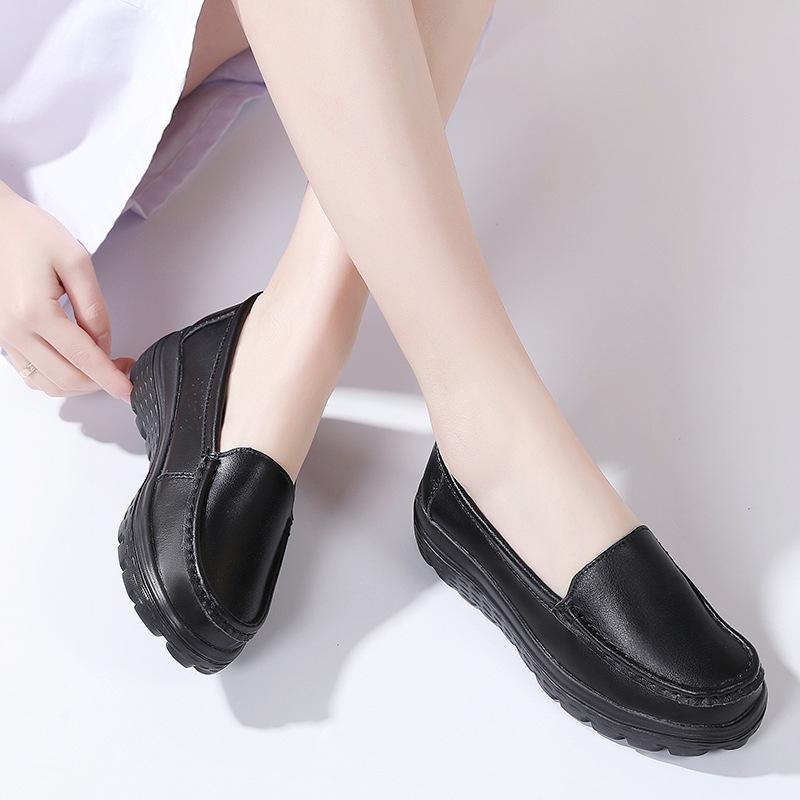 Genuine Leather Women Nurse White Shoes Comfort Women Walking Shoe Breathable Female Flats Footwear Platform Lightweight Slip-On