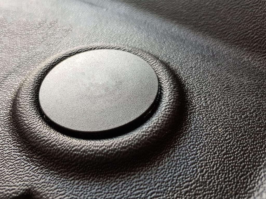 Bagażnik ARISTAR 193245G + Dywaniki ARISTAR 603244 - Nissan Qashqai II SUV od 02.2014r. stop. RN kierowca - ZAMONTOWANE