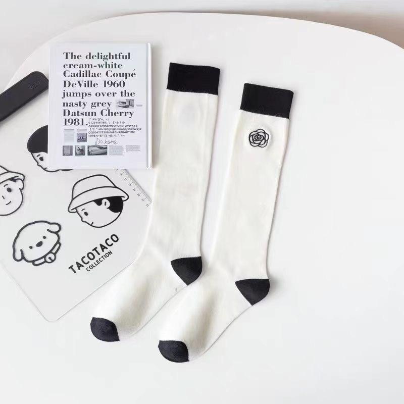 JK Fashion Black White Contrast Embroidered Knee-High Socks Trendy Paneled Slimming Japanese School Style Kawaii Socks for Women
