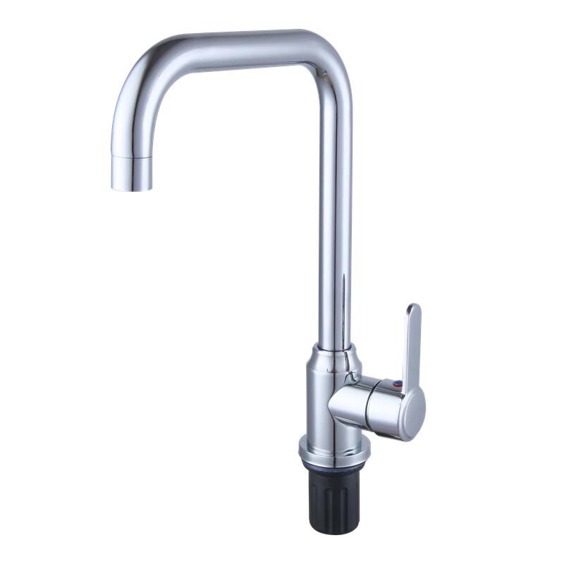 Einhebel-Küchenarmatur aus gebürstetem Edelstahl