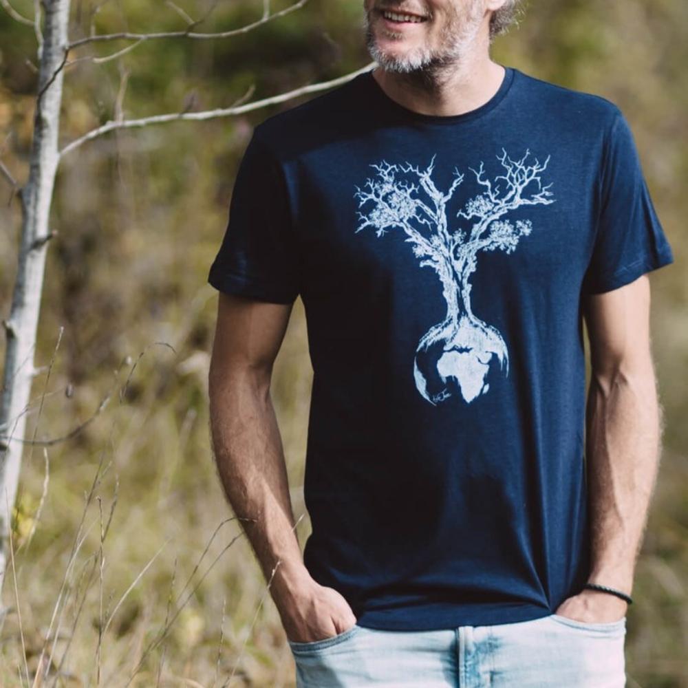 

With World Tree Motif Nature Lover Graphic T Shirts Woman Man Outdoor Camping Cotton Tshirt Casual Oneck Ropa De Hombre 4XL