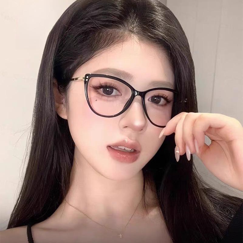 Oversized Cat-Eye Presbyopia Glasses Luxurious Ultra-Lightweight Blue Light-Blocking Women Reader Eyewear Diopter 0 To +4.0