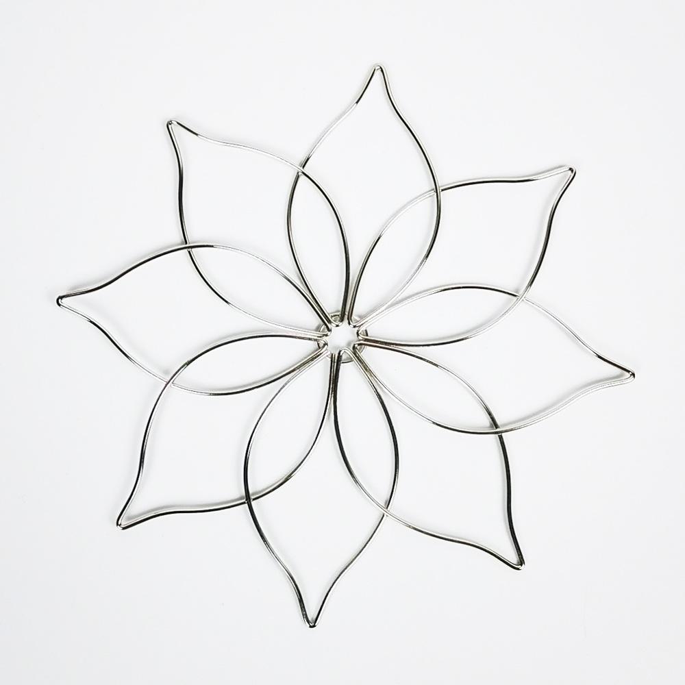 Foldable Metal Laser-Cut Floral Arrangement Grid – Trending Flower Arranging Aid