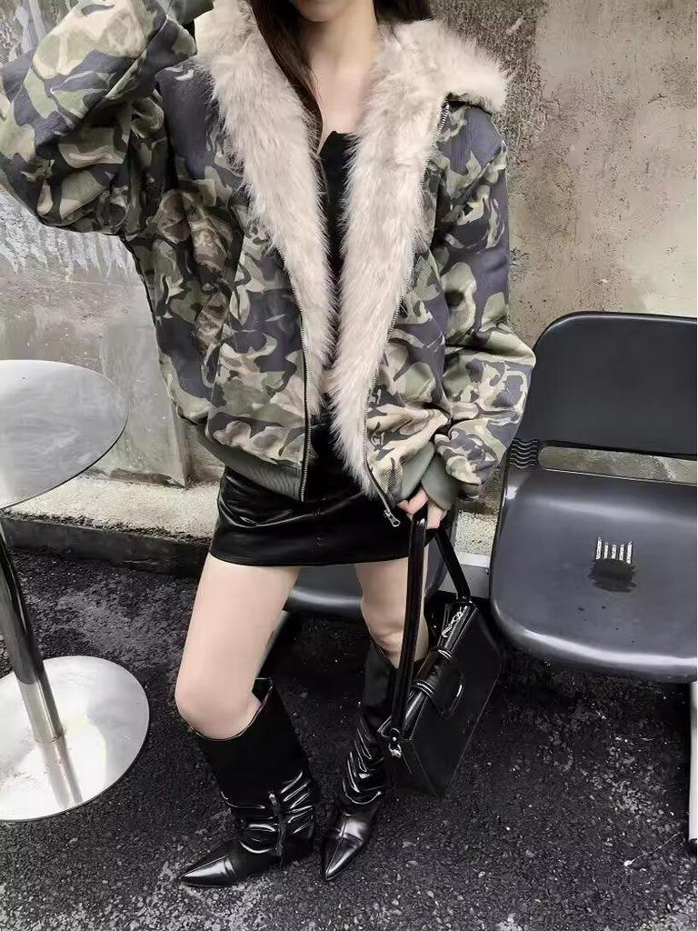 Women's 2024 Winter Retro Camouflage Hooded Cotton Jacket - Thickened & Padded