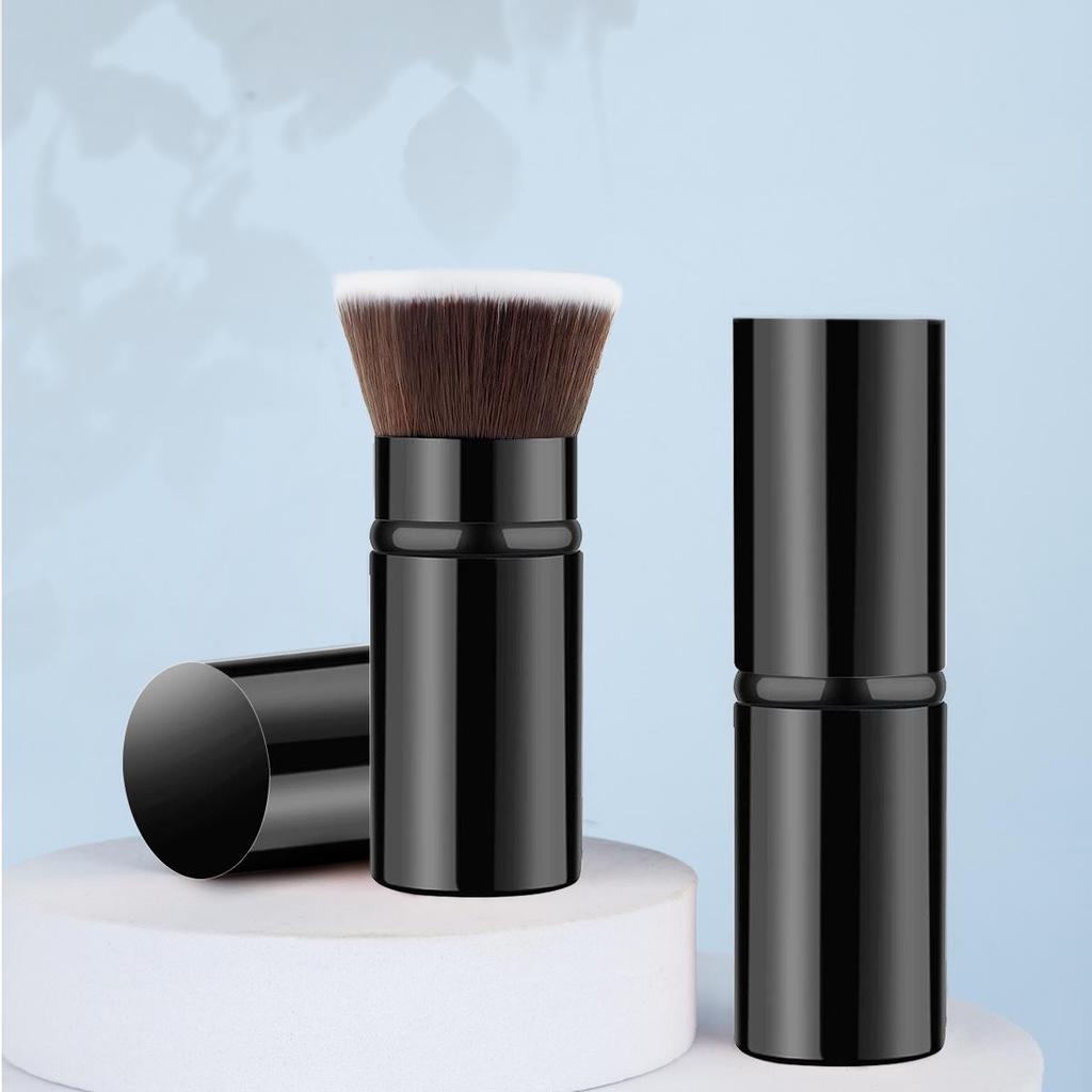 Retractable Travel Makeup Brush: Portable Blush & Powder Tool