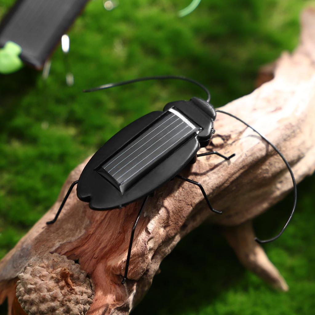 Solar Grashüpfer Spielzeug Puzzle Kinder Ausgewähltes Geschenk Simulationsinsekt Geschenk Jungen und Mädchen Wissenschaftliche Bildung Lustiges Bewegliches Spielzeug Kind