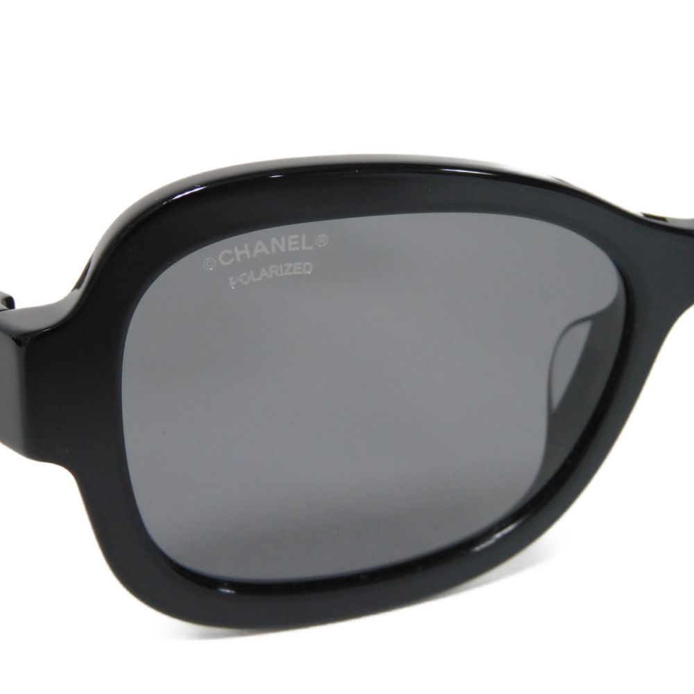 Used 10097 Square Shape Butterfly 5465-QA c.888/T8 7968 Polarized Patent Leather Chain COCO Mark Black Women's from