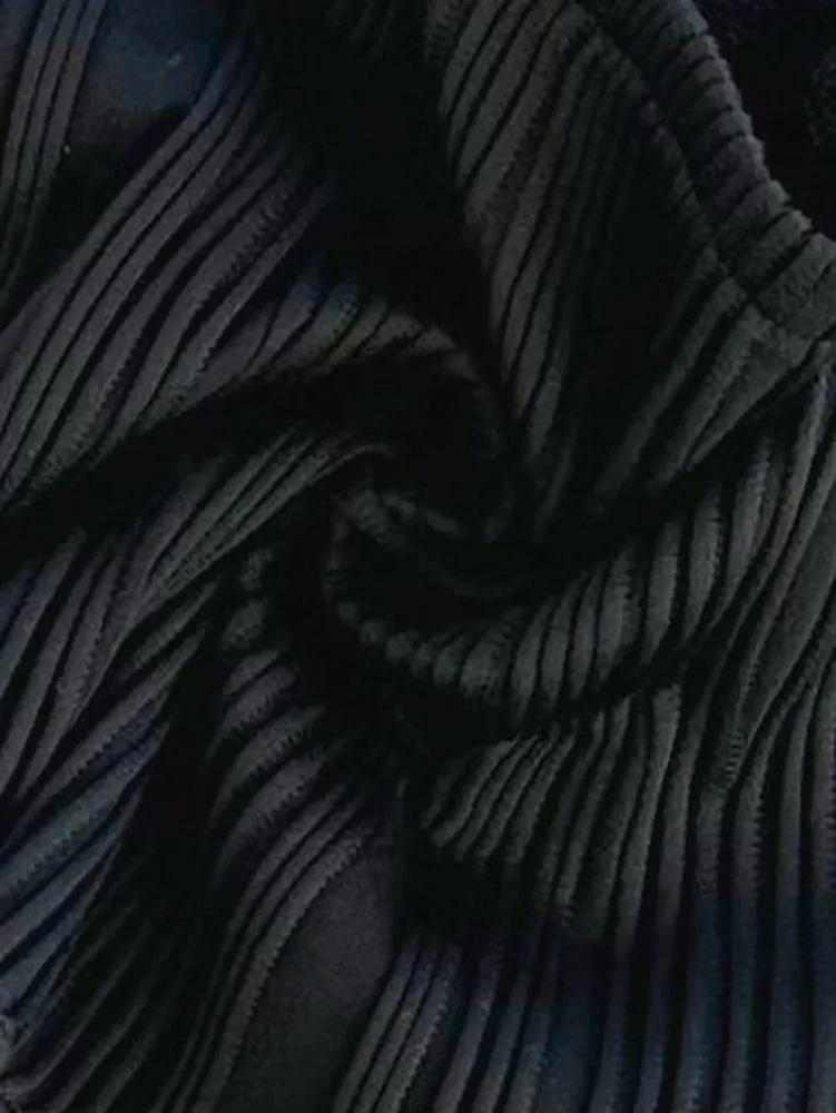 Top na ramiączkach phumee Halter Metalowy dekolt w serek A2414