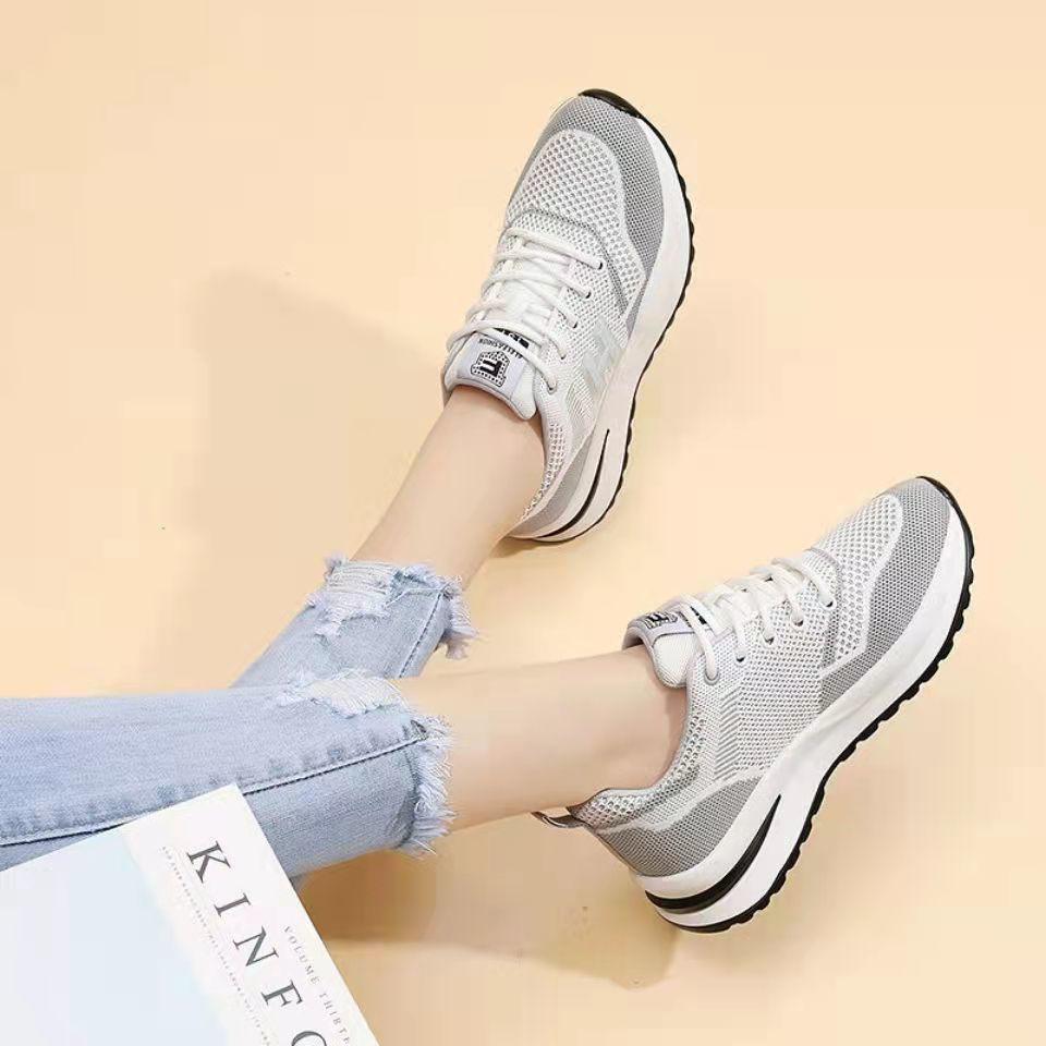 2025 nové stylové boty ležérní pánské boty měkká podrážka prodyšné módní lehké pantofle dámské boty jednovrstvé boty