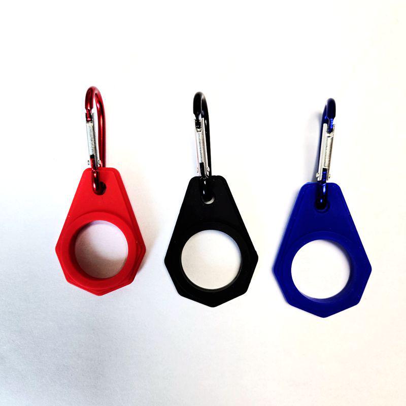 

Силиконовая пряжка для бутылки с водой для рюкзака и путешествий