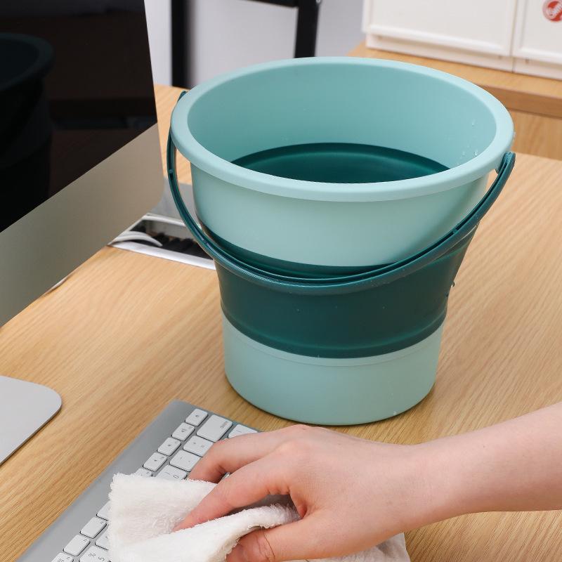 Folding Car Wash Bucket: Portable, Thickened Plastic for Travel, Household, or Fishing - Available in Large and Small Sizes.