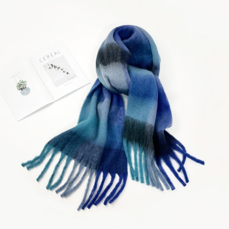 Autumn and winter new hippocampus hair scarf women's versatile high-end wear green scarf solid color shawl