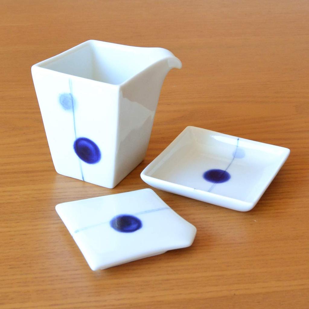 Soy sauce stylish and made in Arita Marimo 70ml dispenser, cute, compact, Japan, ceramic/porcelain, ware, design,