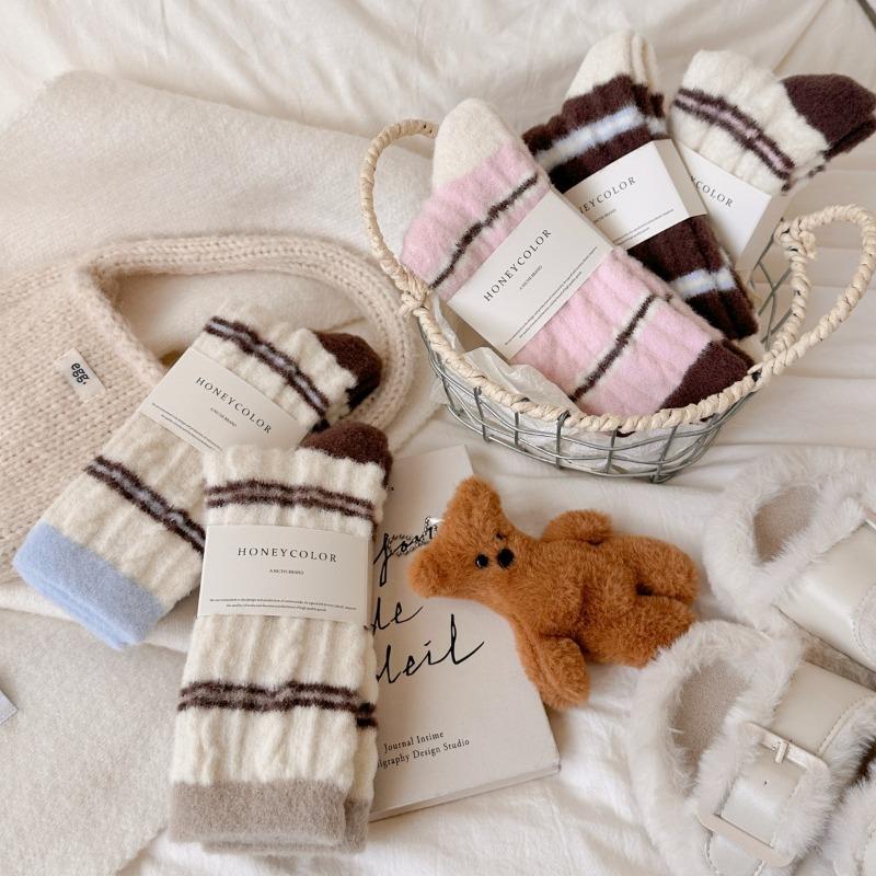 Australian Fleece Striped Twist Warm Socks Autumn and Winter Fleece Thickened Warm Tube Socks Children's Home Sleep Socks Women
