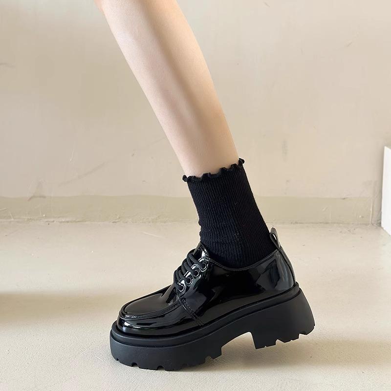 

Platform small leather shoes women s new autumn and winter Mary Jane versatile muffin black single shoes 40