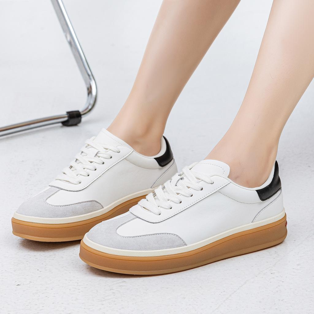 2025 Spring New Fashion European Station Leather College Wind Moral Training Shoes Women's Super Soft Casual Sports Running Shoes Flat