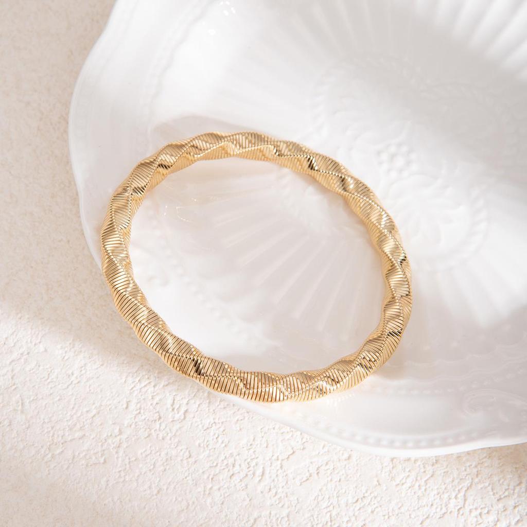 European & American High-End Gold Wire Multi-Layer Bracelet Necklace.