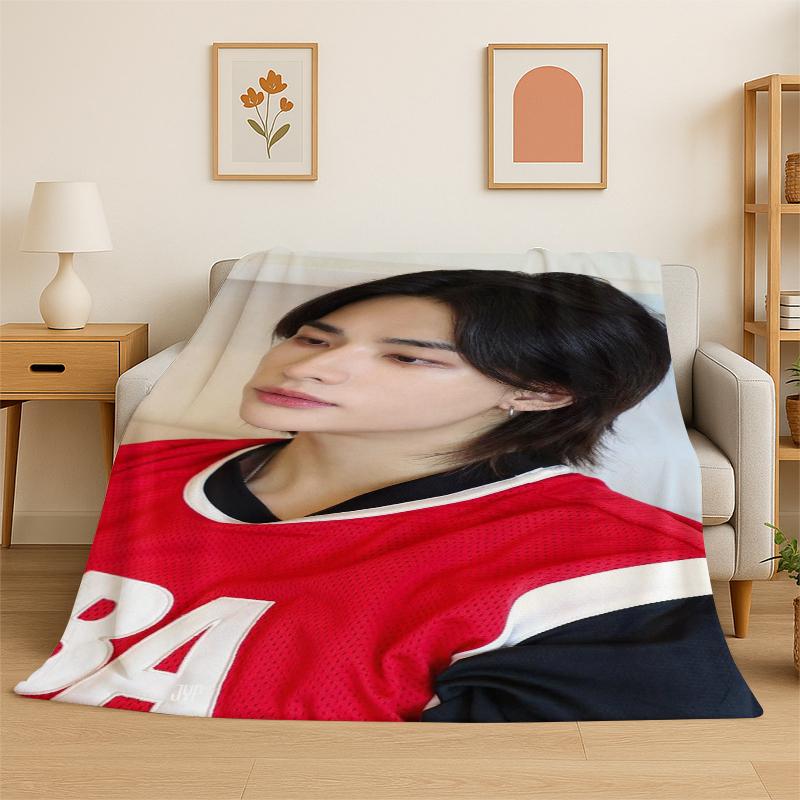 Kpop Hyunjin Stray Kids Music Flannel Blanket Soft Warm Throw Blanket for Bedroom Living Room Bed Travel Camping Picnic Gift