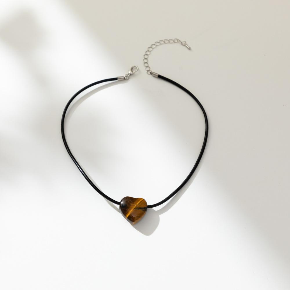 

Стильное геометрическое ожерелье с подвеской в виде сердца для женщин в элегантном черном, розовом, зеленом цвете чёрный