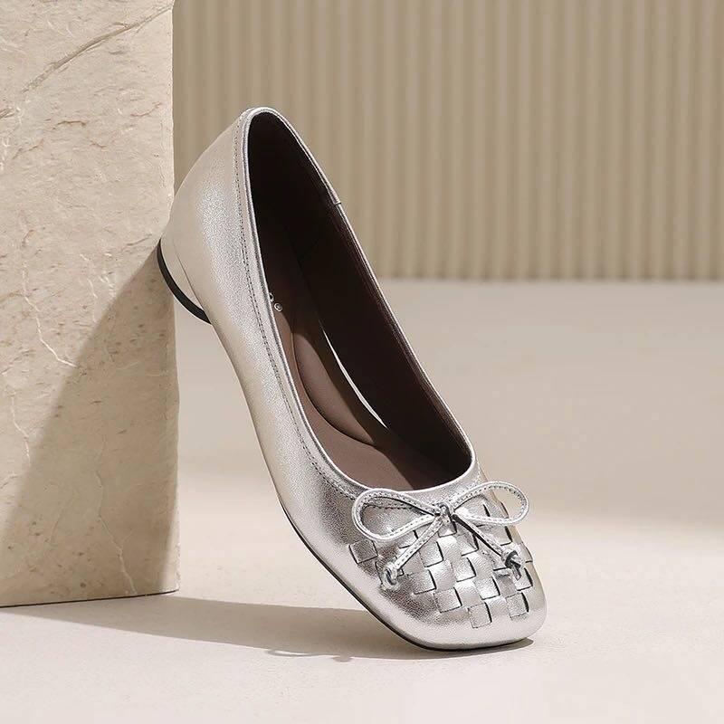 

2025 новые французские ретро новые балетки с бантом плетеные удобные универсальные с круглым носком с мелким вырезом женская обувь 35 серебряный