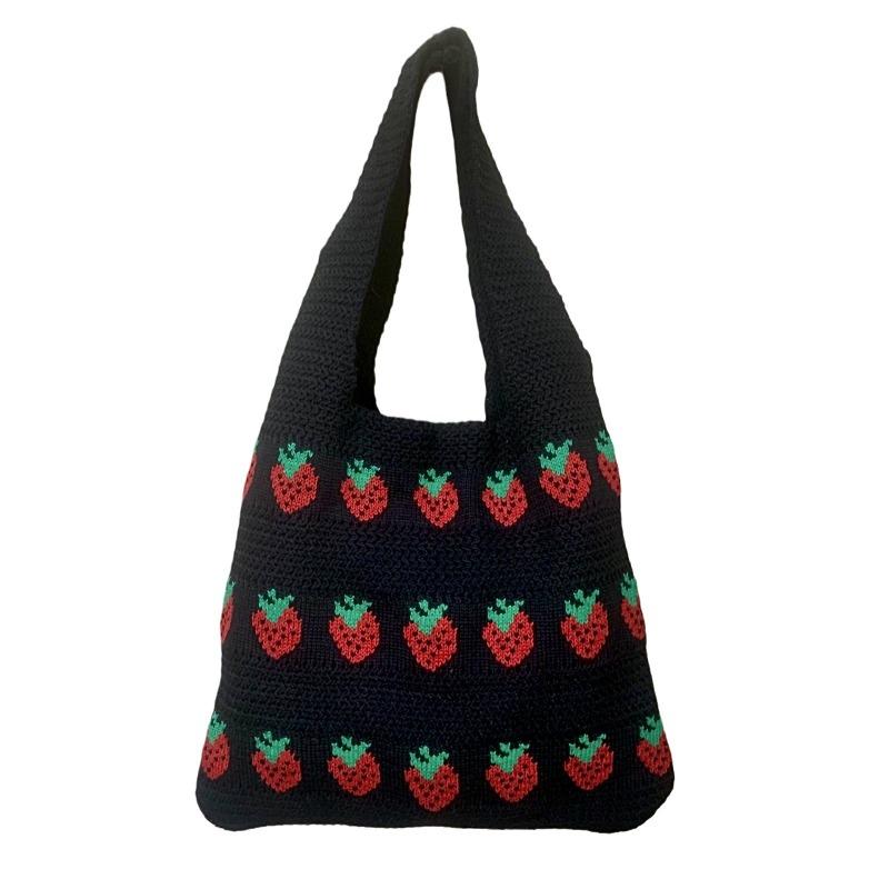 Popular tote bag strawberry pattern knitted crochet bag durable large capacity women's handbag
