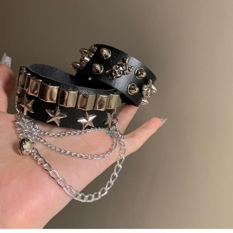 Punk Gothic Skull Bracelet Chains Metal Spikes Rivet Pu Leather Wristband Cuff Bangle Wide Cuff Bracelet Women Men Jewelry