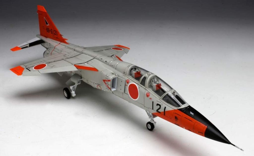 Platts Air Force Training Aircraft Early Type with Pilot Figure Plastic Model 1/72 Self-Defense T-2 AC-44