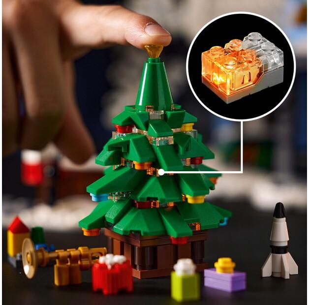 LEGO ICONS 10293 Визит Деда Мороза