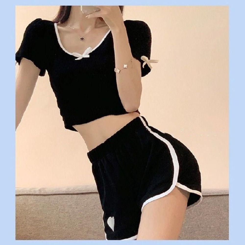 

Casual Love Hearts Embroidery Shorts Korean Loose Shorts New Yoga Sports Shorts