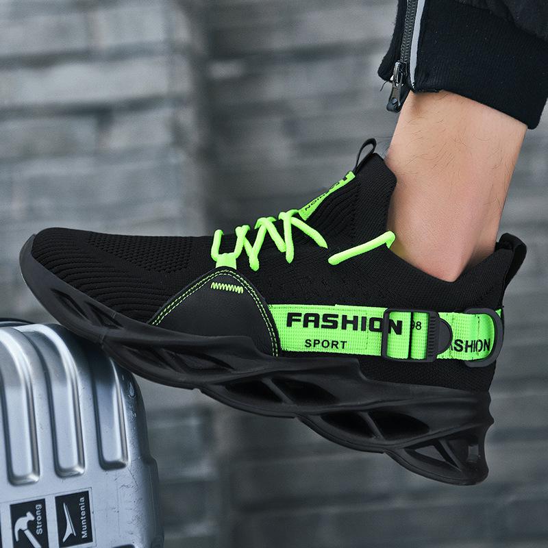 2025 Autumn Plus Size Men's Trendy Korean Style Flyknit Mesh Running Shoes