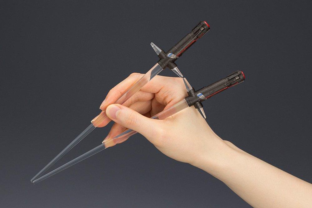 STAR WARS Lightsaber Chopsticks Kylo Ren Light-Up Ver. Character Chopsticks