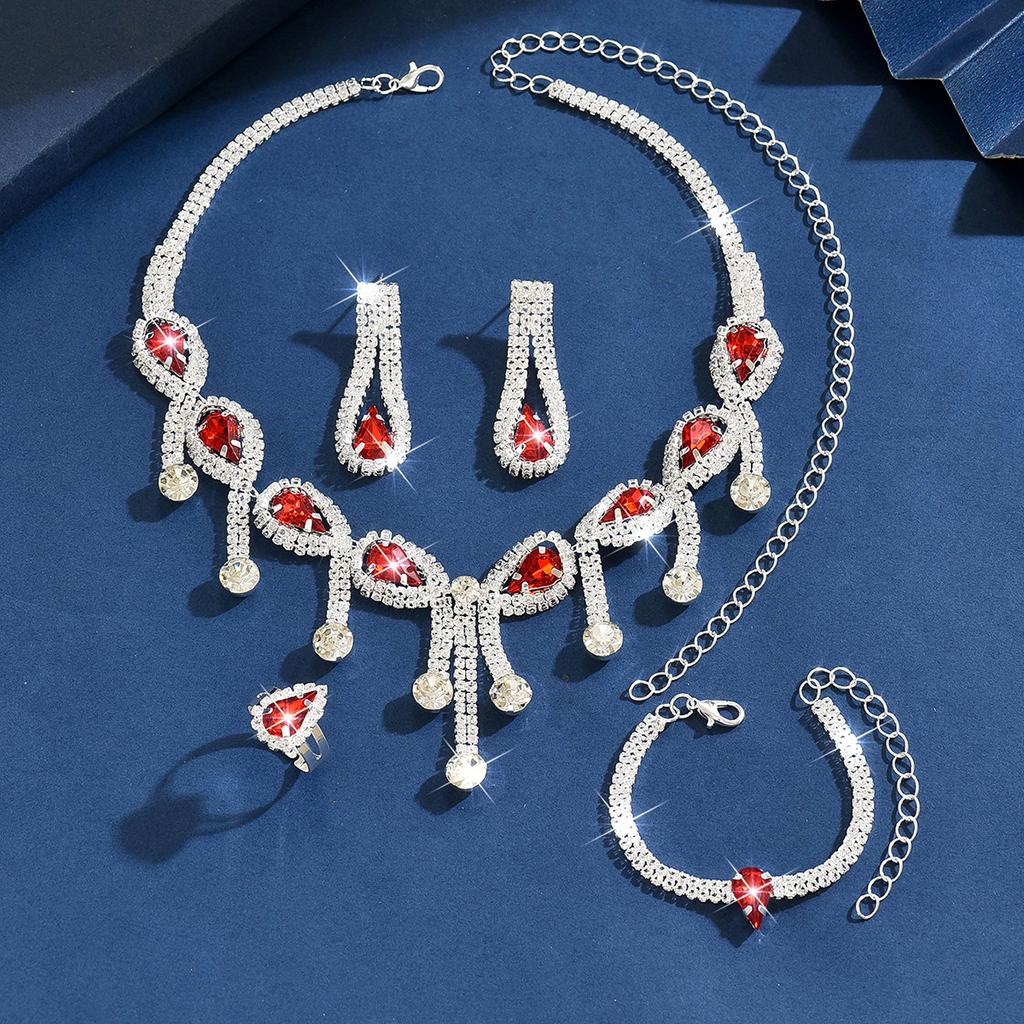 Design feels retro, exaggerated, atmospheric, chic, necklace, earring, ring, bracelet set, paired with wedding dress