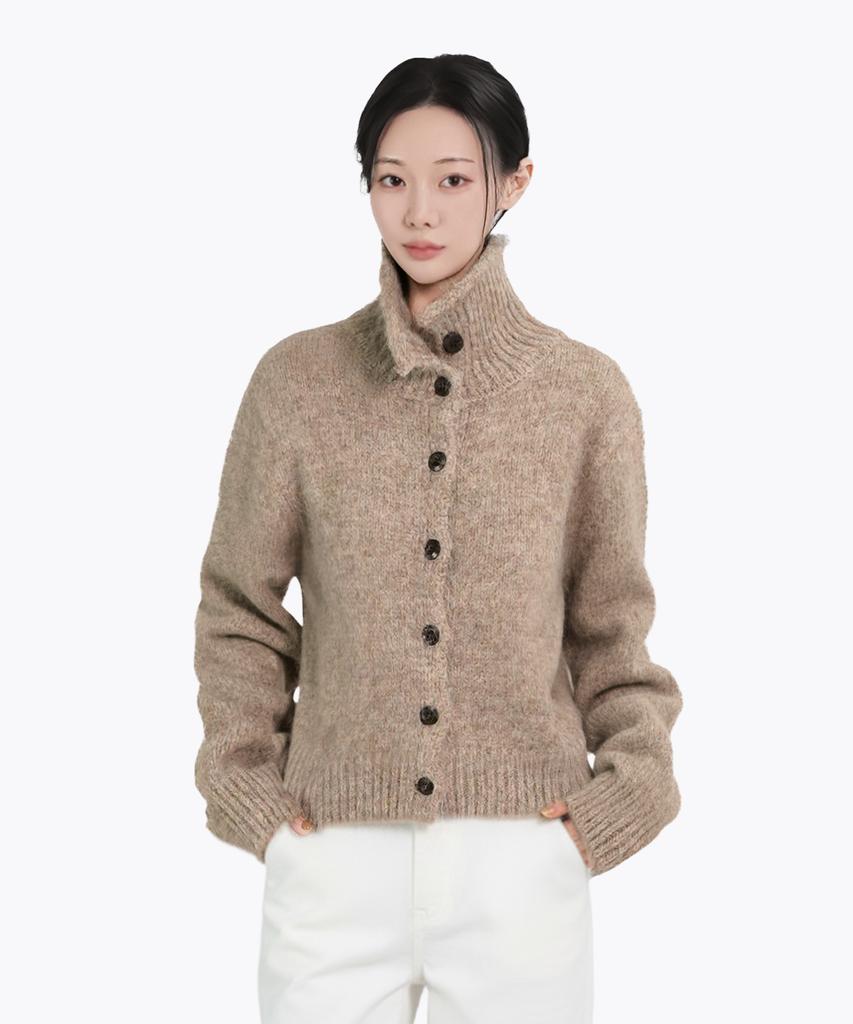 Keulleiseu Thick Turtleneck Knit With Button Details_Brown
